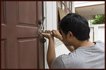 Duncanville Locksmith Store Duncanville, TX 972-512-6334 - 8-60-new-lock-installation